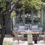 Landscaping on a Finances: 10 Methods I Saved Cash on My Backyard Rework